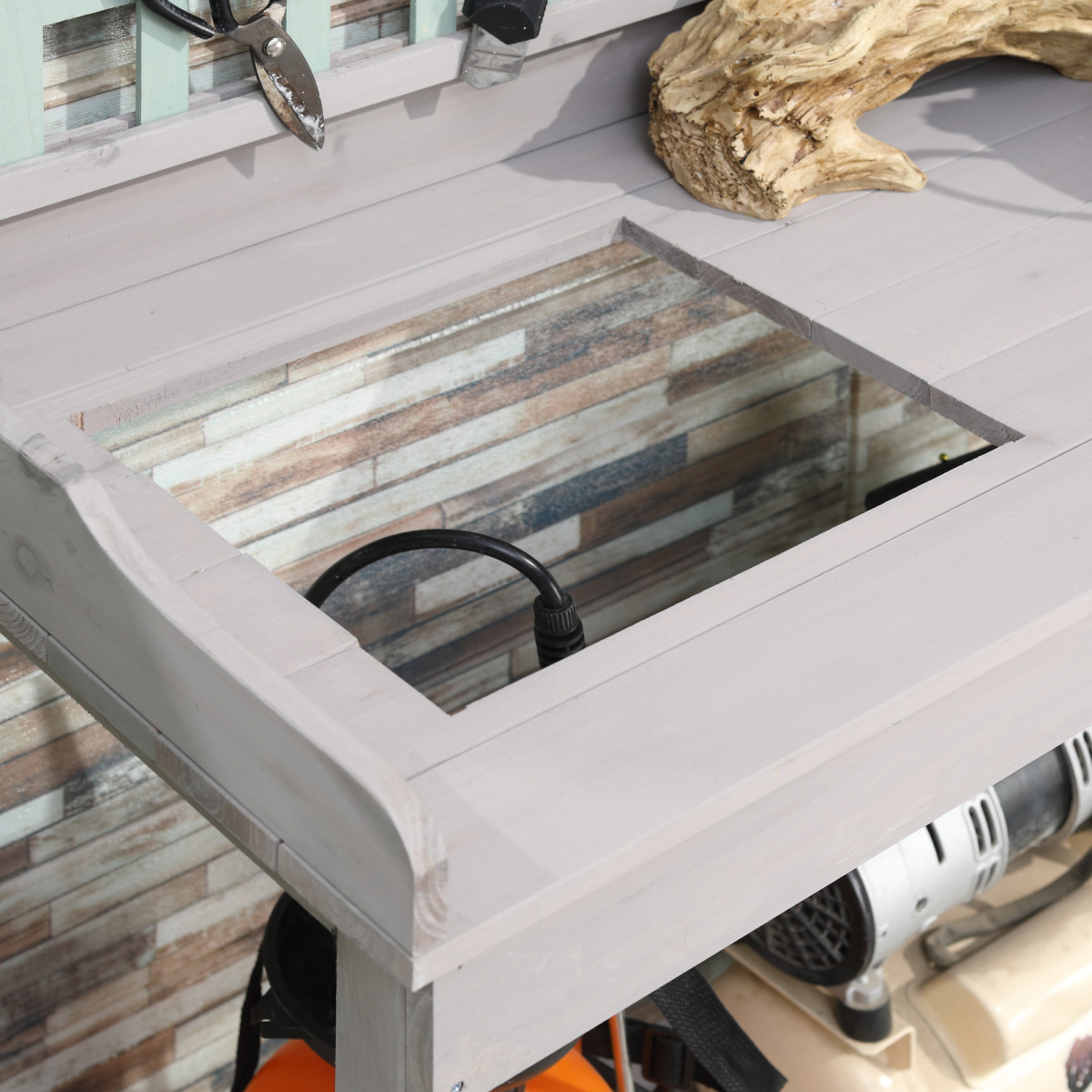 Outdoor Wooden Potting Table Bench Workstation Planting Shelves